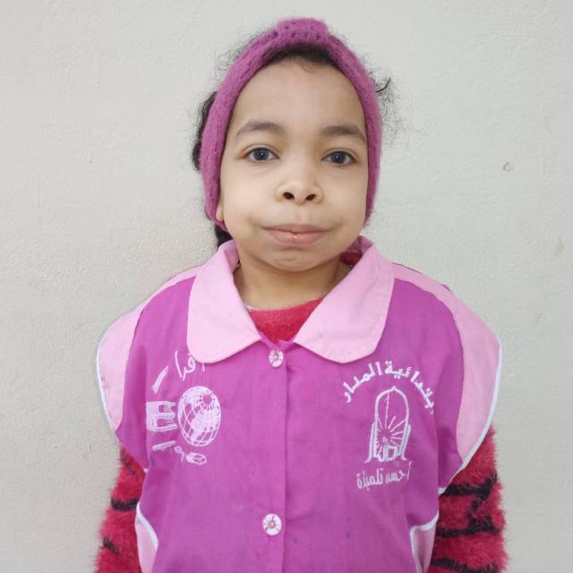 صياغ أسماء بنت لخضر